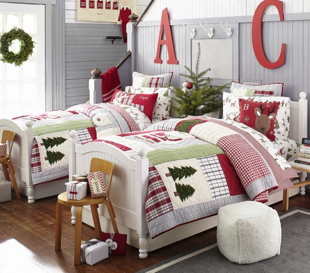 Modern Decorating Your Bedroom For Christmas for Large Space