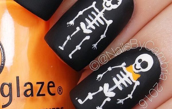 Stunning Halloween Nail Art Ideas 21 Stunning Halloween Nail Art Ideas