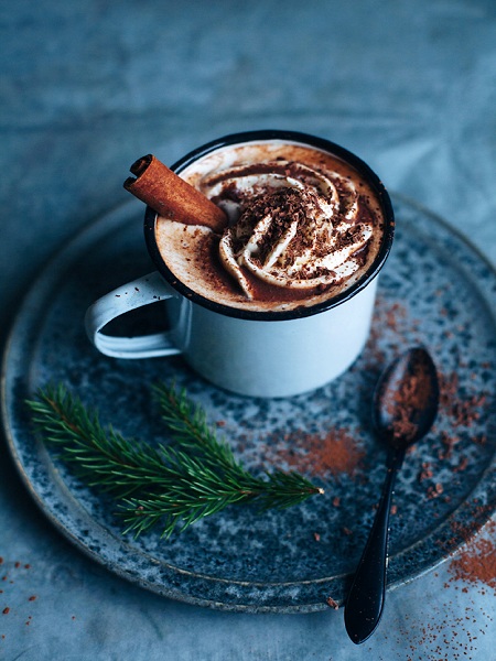 Hot Chocolate With Cinnamon