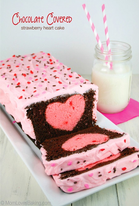chocolate-strawberry-heart-cake-2