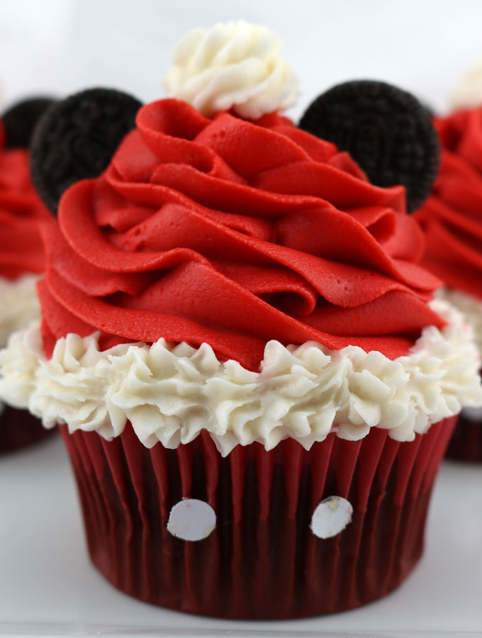 Mickey Mouse Disney Christmas Cupcakes For The Holidays