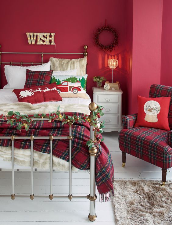 Cozy Christmas Bedroom Decorating Ideas - Festival Around ...