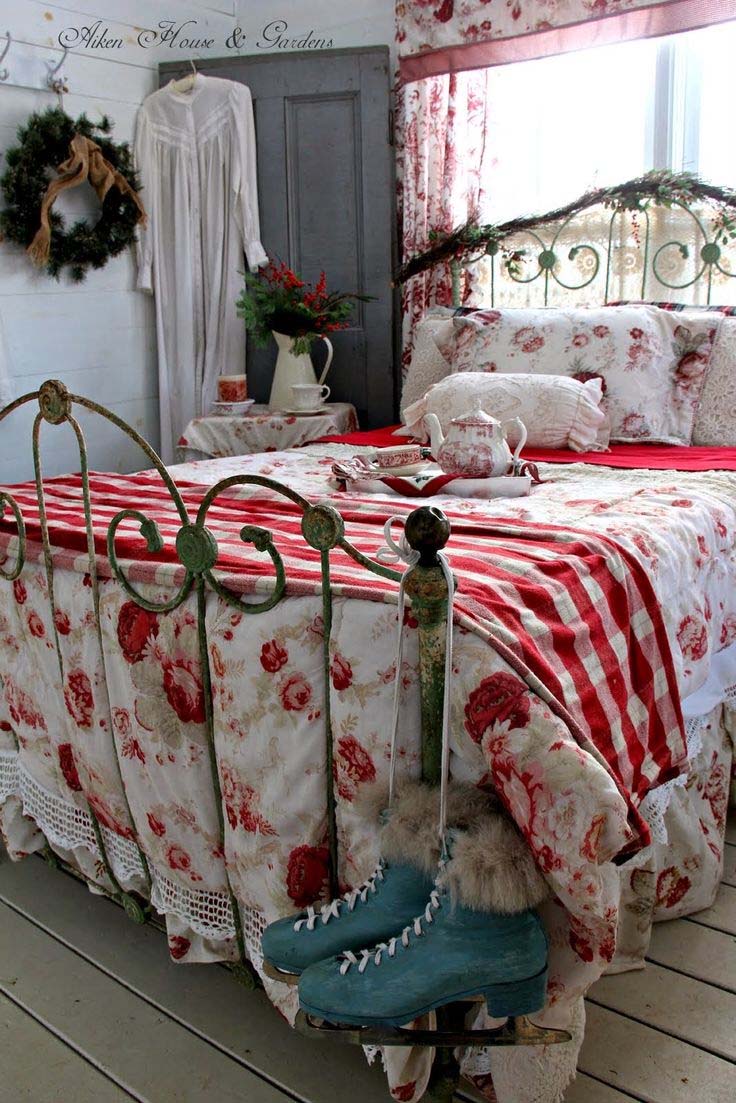 Cozy Christmas Bedroom Decorating Ideas – Festival Around the World