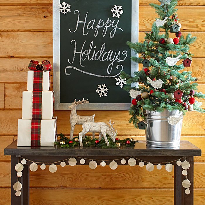 Scintillating Christmas Garland Decoration Ideas – Festival Around the ...