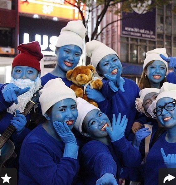 30 Crazy Halloween Group Costume Ideas - Festival Around the World