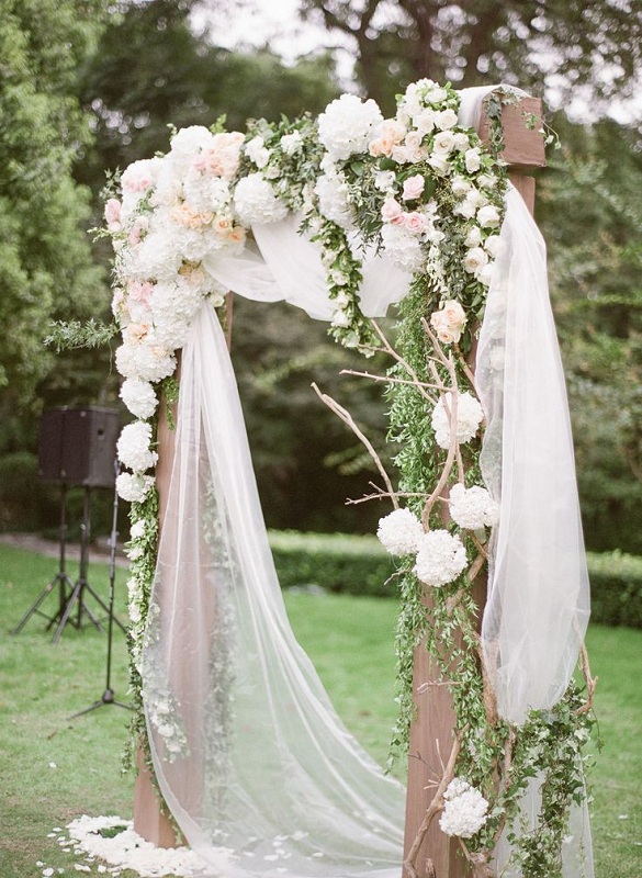 20 Stunning Wedding Altar Ideas – Festival Around the World