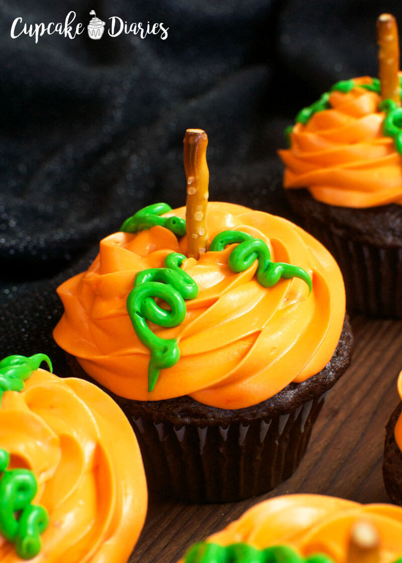 25 Fun And Festive Halloween Baked Recipes