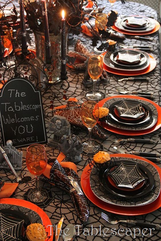 Creepy And Classy Halloween Table Decoration Ideas – Festival Around ...